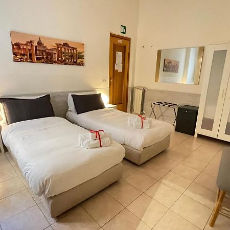Roman Holidays Rooms Otranto Dış mekan fotoğraf