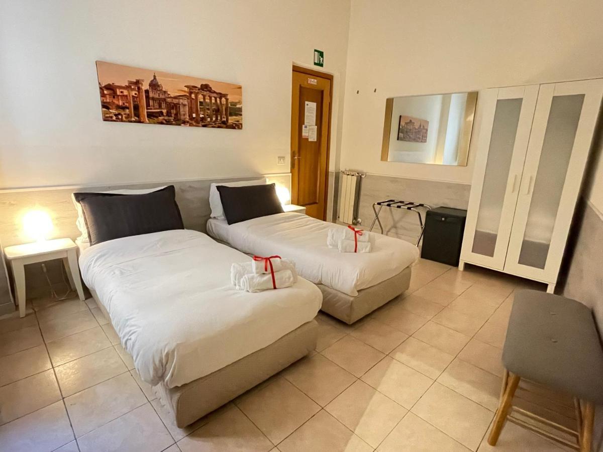 Roman Holidays Rooms Otranto Dış mekan fotoğraf