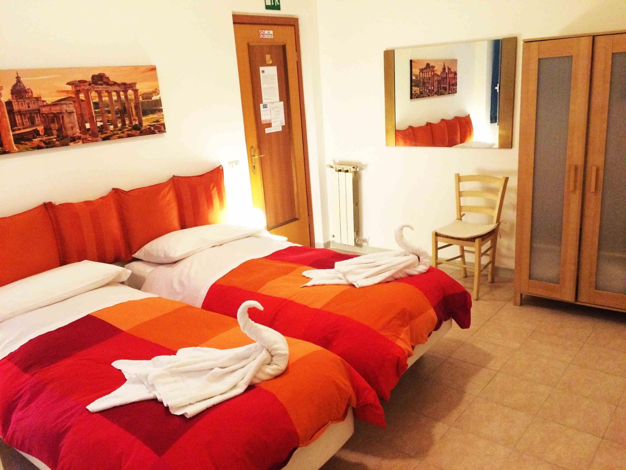 Roman Holidays Rooms Otranto Dış mekan fotoğraf