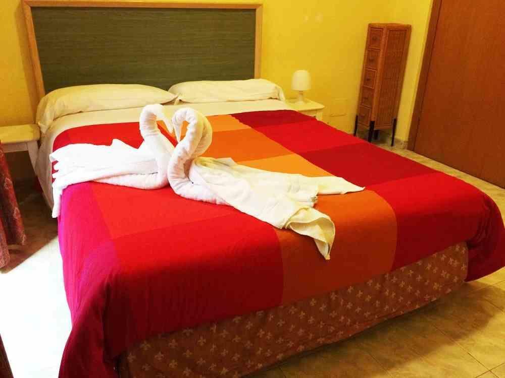 Roman Holidays Rooms Otranto Dış mekan fotoğraf